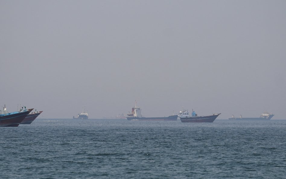Iran ostrzelał statek w cieśninie Ormuz