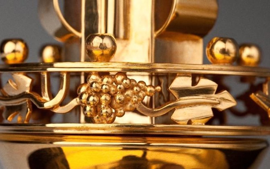 Erich Adolf, Monstrancja (detal), lata 40. XX w. kościół klasztorny oo. Franciszkanów św. Paschalisa