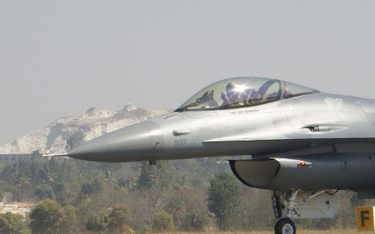 Chiński dziennik ostrzega USA przed sprzedażą F-16 Tajwanowi