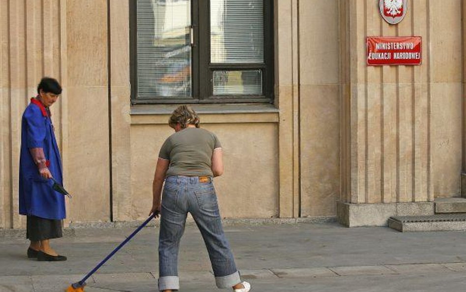Pracodawca może pogorszyć warunki pracy osoby w wieku przedemerytalnym