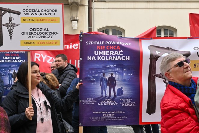 Dyrektorzy szpitali twierdzą, że w niektórych przypadkach refundacja nie pokrywa nawet realnych kosz