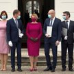 Zaprzysiężenie rządu. W środku prezydent Zuzana Čaputová, po jej prawej ręce premier Igor Matovič