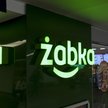 Żabka jest bardziej odporna niż Dino i Biedronka