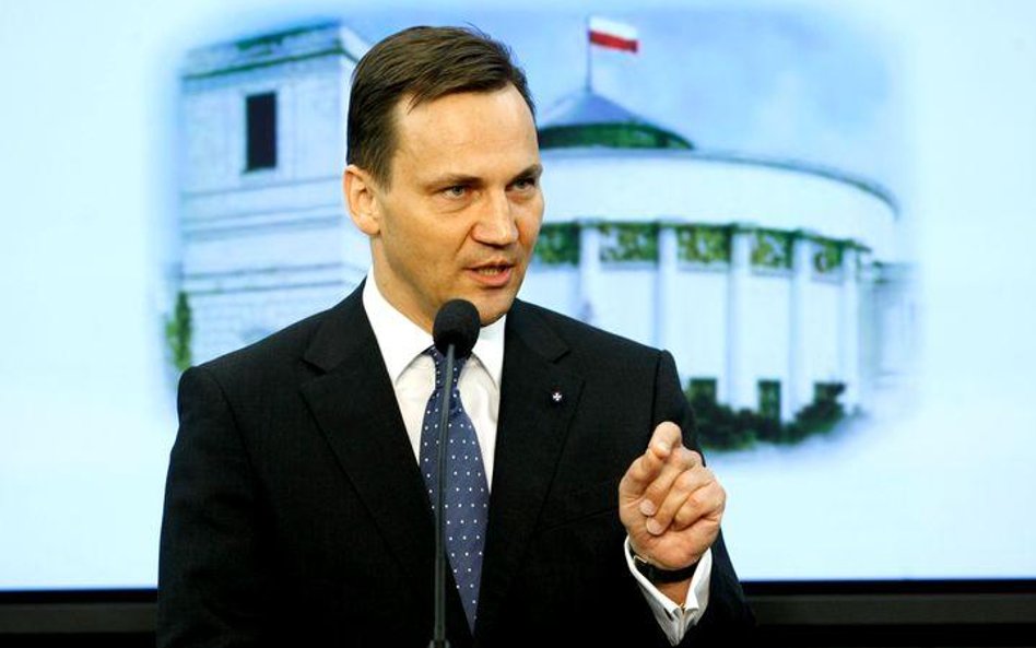 Radosław Sikorski podał, że ambasador RP w Libii udał się do Bengazi z delegacją unijnej Europejskie