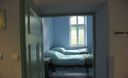 Kamera skontroluje psychicznie chorego