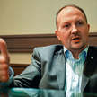 Adam Pstrągowski chce mieć swój salon w Sankt Petersburgu