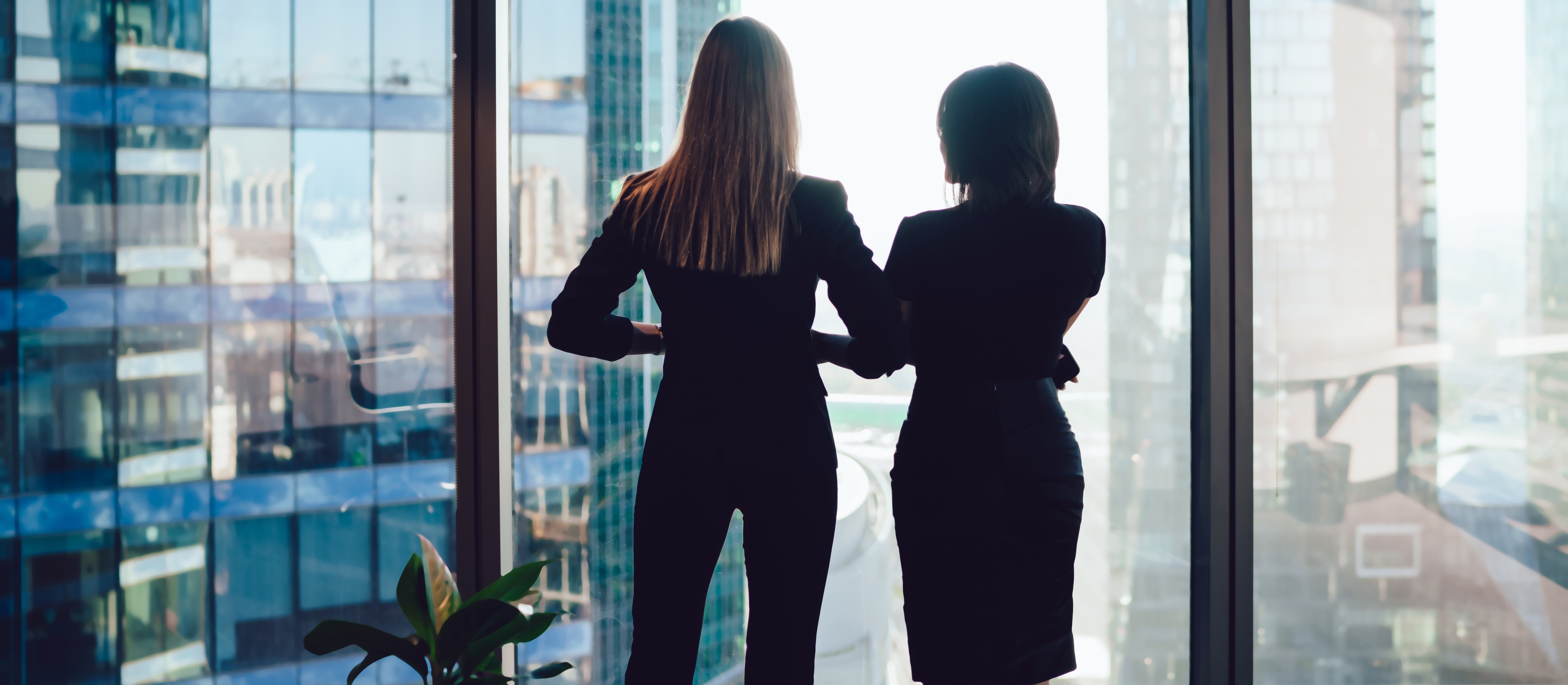 Katarzyna Kucharczyk: Niewidzialne kobiety. O równość szans będziemy walczyć jeszcze 100 lat