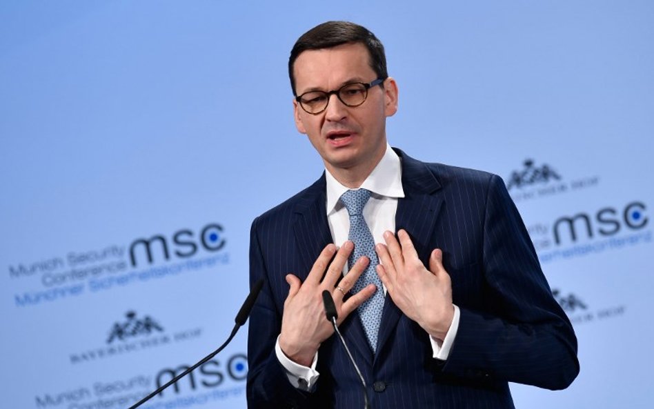 "The Guardian": Haniebne słowa premiera Morawieckiego