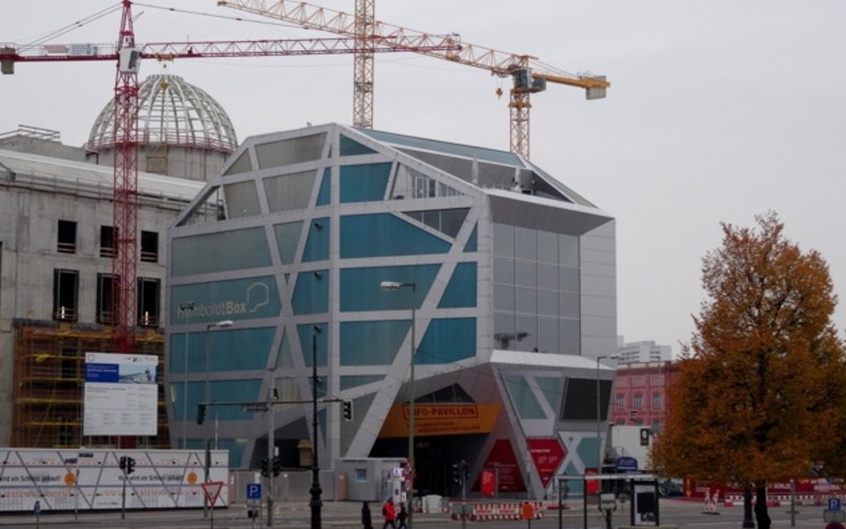 Humboldt Box – punkt informacyjny na temat odbudowywanego Zamku