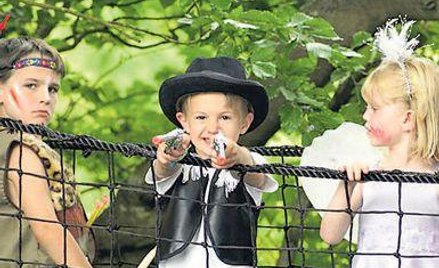 Feministki walczą z różowym piekłem