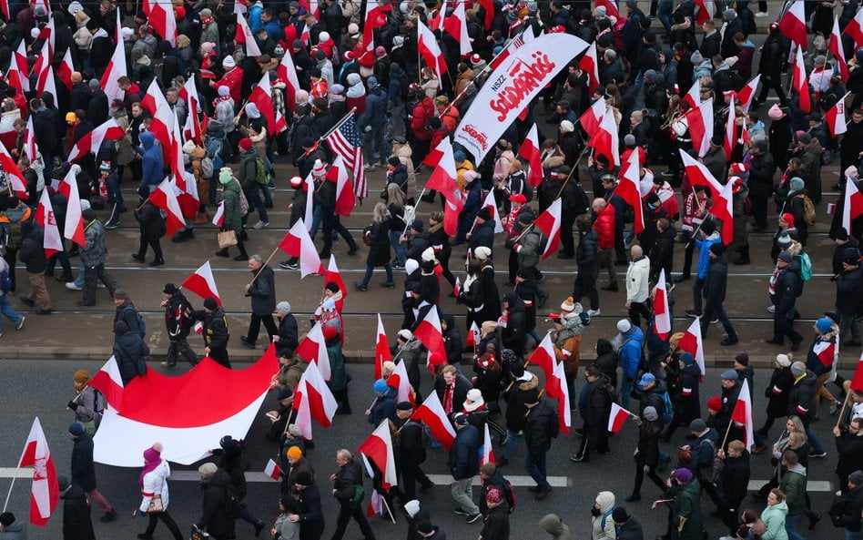 Marsz Niepodległości 11 listopada w Warszawie. Zdjęcie archiwalne z 2024 r.