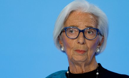 Christine Lagarde zarabia ponad połowę więcej niż ujawnia EBC. I cztery razy tyle, co szef Fed
