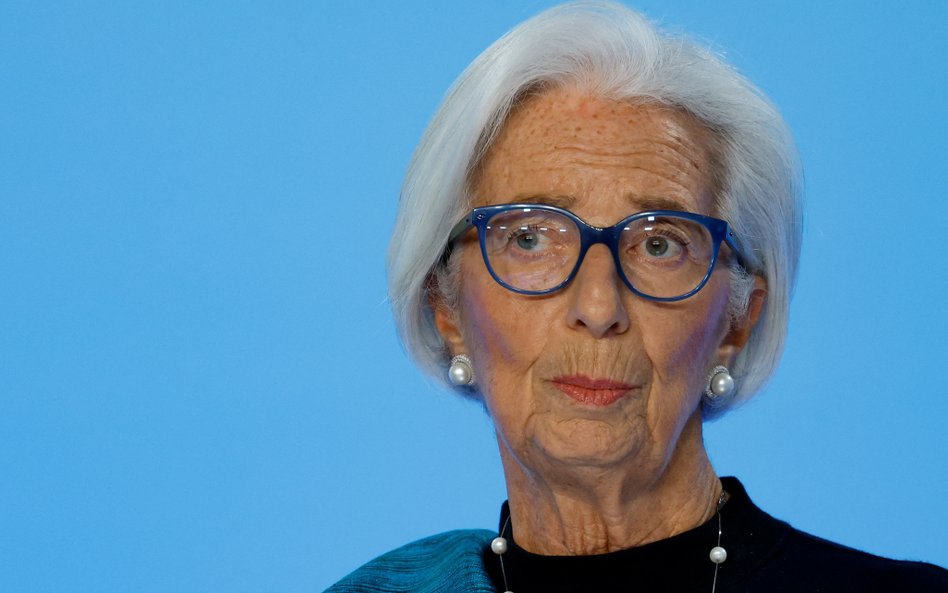 Christine Lagarde zarabia ponad połowę więcej niż ujawnia EBC. I cztery razy tyle, co szef Fed