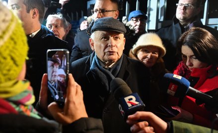 Prezes PiS Jarosław Kaczyński przed Aresztem Śledczym Warszawa-Grochów, 9 stycznia