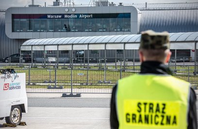 Zatrzymany cudzoziemiec wyjaśnił funkcjonariuszom, że jego celem był przyjazd do Polski i podjęcie p