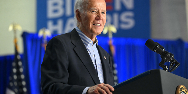 Czy Joe Biden leczy się na chorobę Parkinsona? Jest oświadczenie Białego Domu