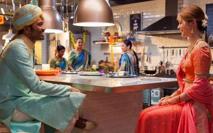 Niezwykła podróż fakira, który utknął w szafie