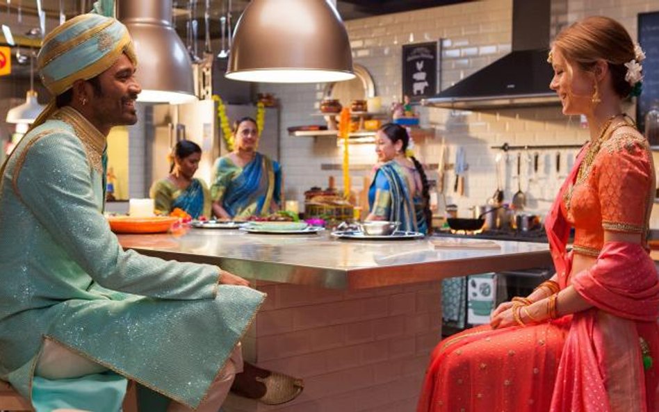 Niezwykła podróż fakira, który utknął w szafie