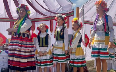 Polacy z miejscowości Krasnaja Polana (rejon Tajynsza)