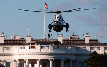 Prezydencki helikopter Marine One zabrał 2 października Donalda Trumpa z Białego Domu do szpitala