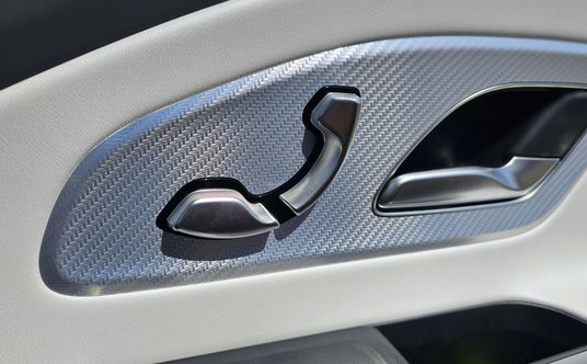 Wszystko nowe - nawet przyciski od foteli mają nowy kształt