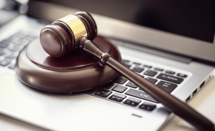Po zwrot służbowych narzędzi nawet do sądu