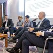 Podczas debaty podkreślano, że stare budynki telekomunikacyjne łatwo dostosować do wymagań inwestoró