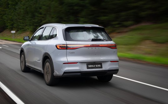 Geely EX5