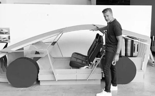 Ta makieta ma przedstawiać prace nad projektem Robotaxi