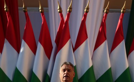 Mark Leonard: Merkel powinna się odciąć od Orbána