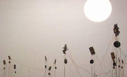 Sam Ashley, Wykrywacz duchów, 1994, 2002, 2005, zmodyfikowane urządzenia elektroniczne i przewody, d