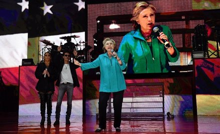 Janusz Korwin-Mikke ostrzega Amerykanów przed głosowaniem na Hillary Clinton