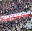 Marsz Miliona Serc i konwencja PiS. Tusk i Kaczyński mobilizują wyborców