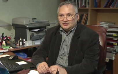 Andriej Suzdalcew, politolog
