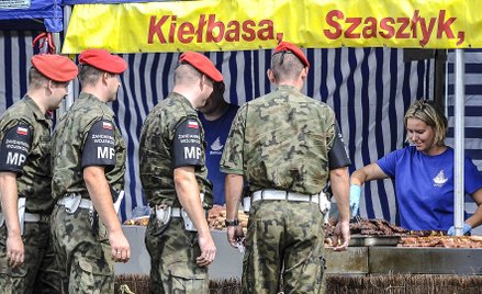 Marek Kozubal: Jak zwiększyć liczbę żołnierzy
