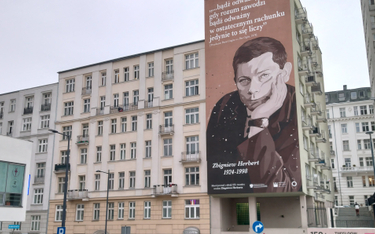 Mural Zbigniewa Herberta w Warszawie