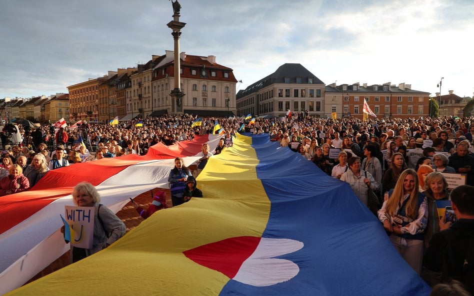 Obchody Dnia Niepodległości Ukrainy na Placu Zamkowym w Warszawie