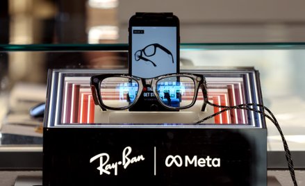 Inteligentne okulary Ray-Ban Meta coraz lepiej się sprzedają. To zachęci kolejne koncerny technologi