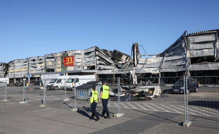 Pożar centrum handlowego przy Marywilskiej w Warszawie