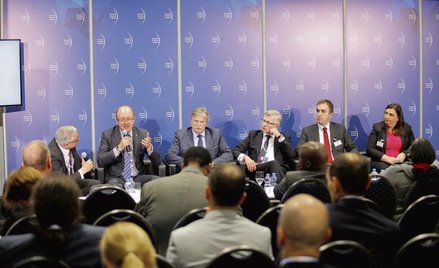 W Polsce brakuje przepływu informacji między ośrodkami badawczymi a biznesem. Na uczelniach naukowcy