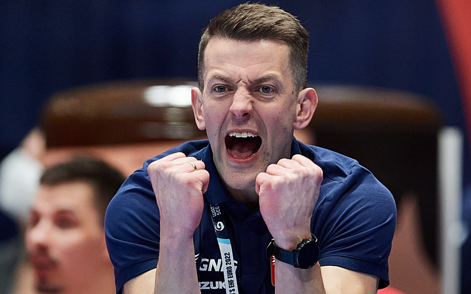 Trener reprezentacji Polski Patryk Rombel podczas meczu z Białorusią