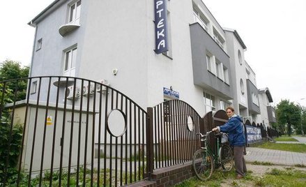 Urzędnicy żądają za dużo przy pozwoleniach