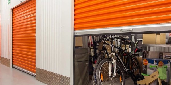 Polacy lubią samoobsługowe magazyny