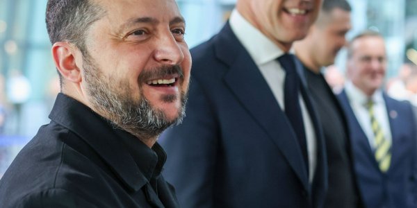 Kutarba: Zełenski chce przejąć wpływy Polski w regionie, nie tylko rozliczyć UPA