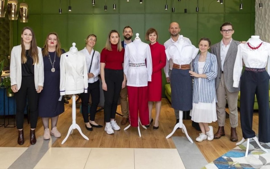 Finaliści i jury konkursu