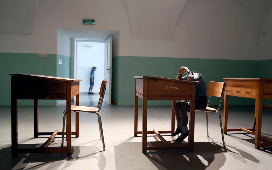 Clarysse, rzeźba na wystawie Sofie Muller.