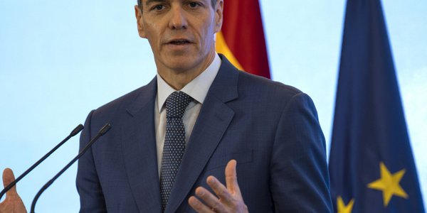 Rząd Hiszpanii chce uregulować status 500 tys. nielegalnych imigrantów