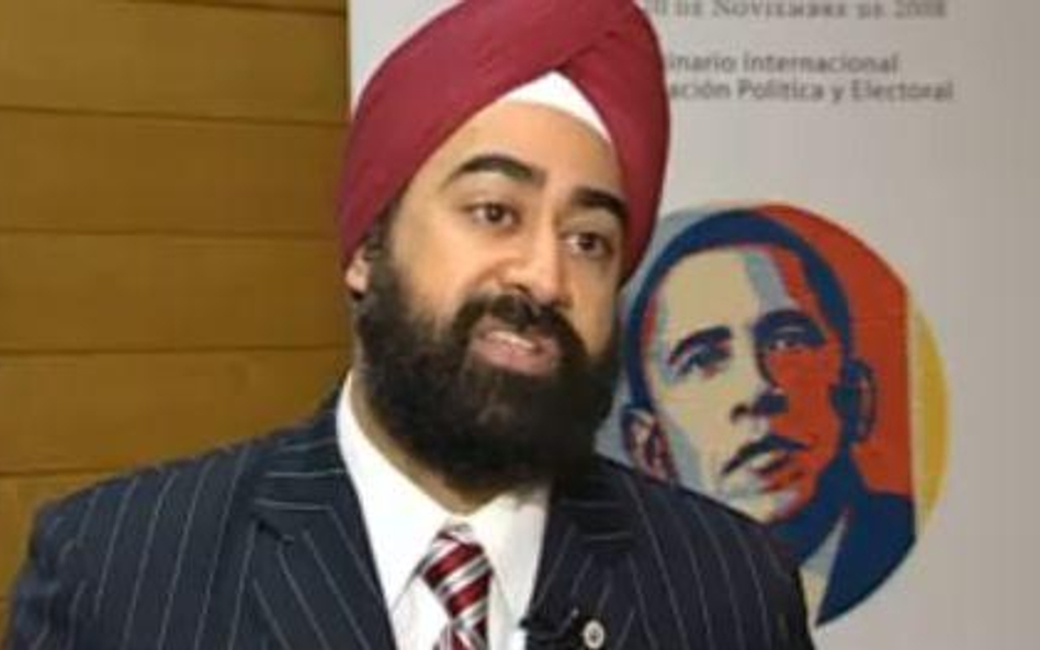 Ravi Singh, ekspert internetowy