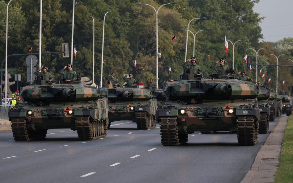 Już dziś wojska lądowe mają na stanie blisko 700 nowoczesnych czołgów. Do roku 2030 będzie ich ponad