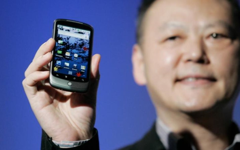 Sprzedaż telefonów w Q1 2011 wzrosła na świecie o 20 proc.
